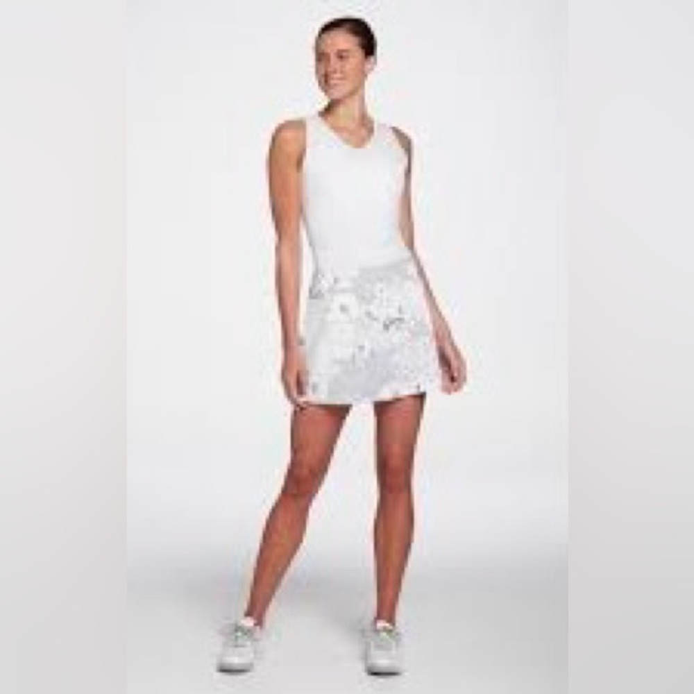 Prince Women's White/Black Floral Print Fashion Tennis Skort